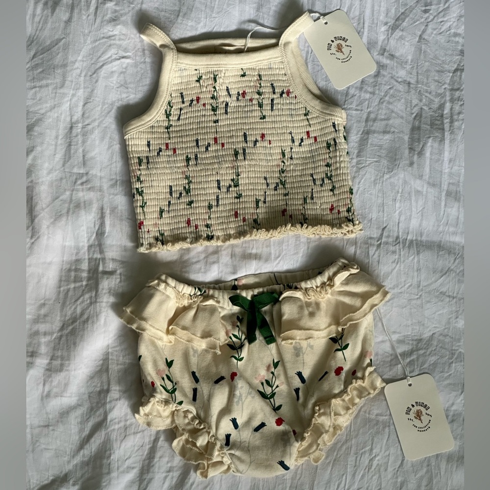 Fun&Vince matching 2 piece bloomer set in Garden Floral